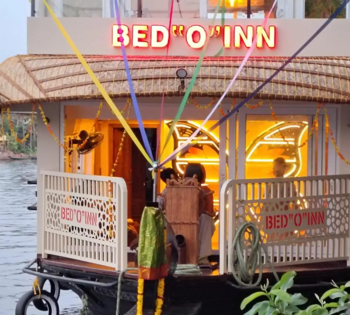 Úszó hotel Bed O Inn Alappuzha